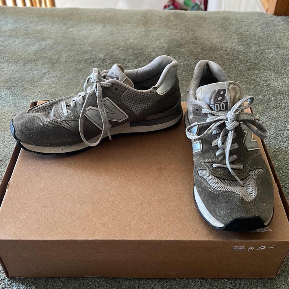 New Balance 300 - gray size 7